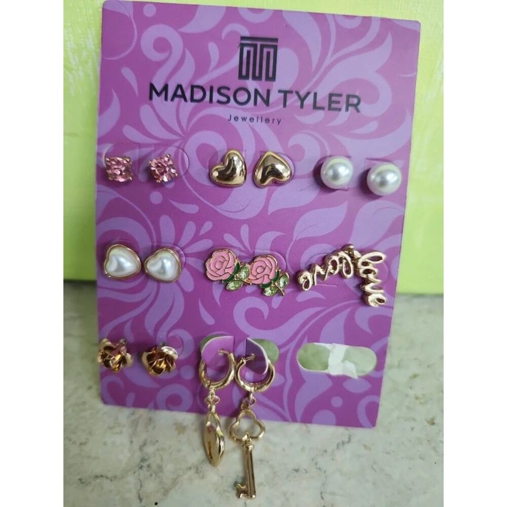 Madison Tyler 6 pairs of earrings